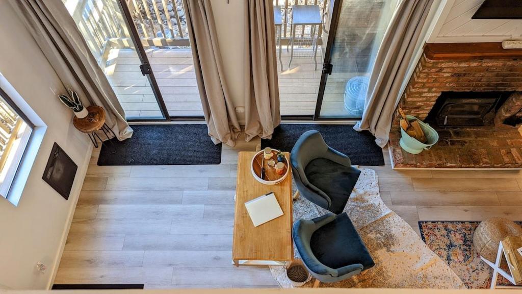 Cozy Condo Walking Distance To Village And Gondola W/ Pool/ Jacuzzi Sleeps 4. Mammoth Lakes Extérieur photo